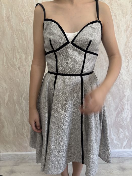 Все по 4000 обрашайтесь.все качественный.брендовый пишите..модны.