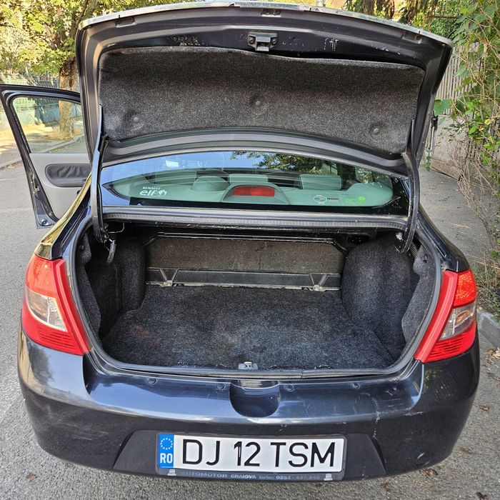 Rwnaulat clio simbol