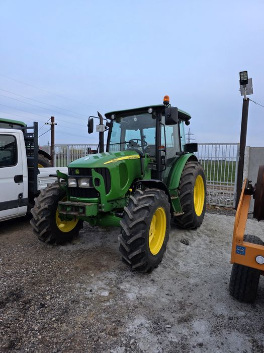 Tractor john deere 5820