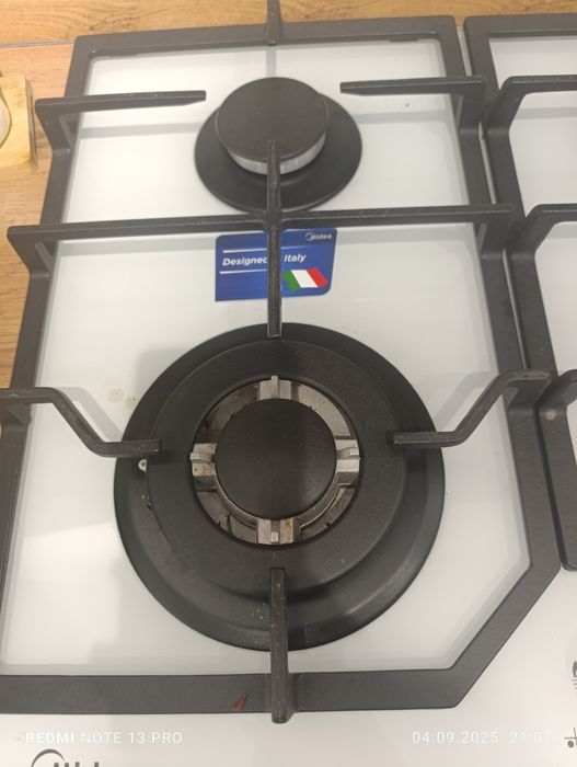 Срочно варочная панель от Midea