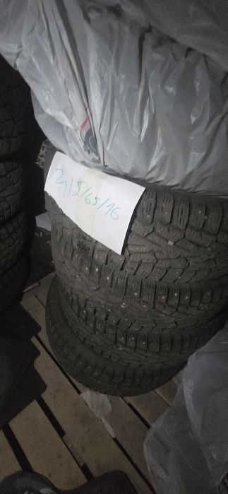 Продам несколько комплектов зимней резины