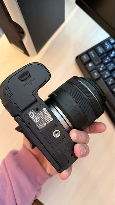 Canon R сос өте жақсы  35 мм rf