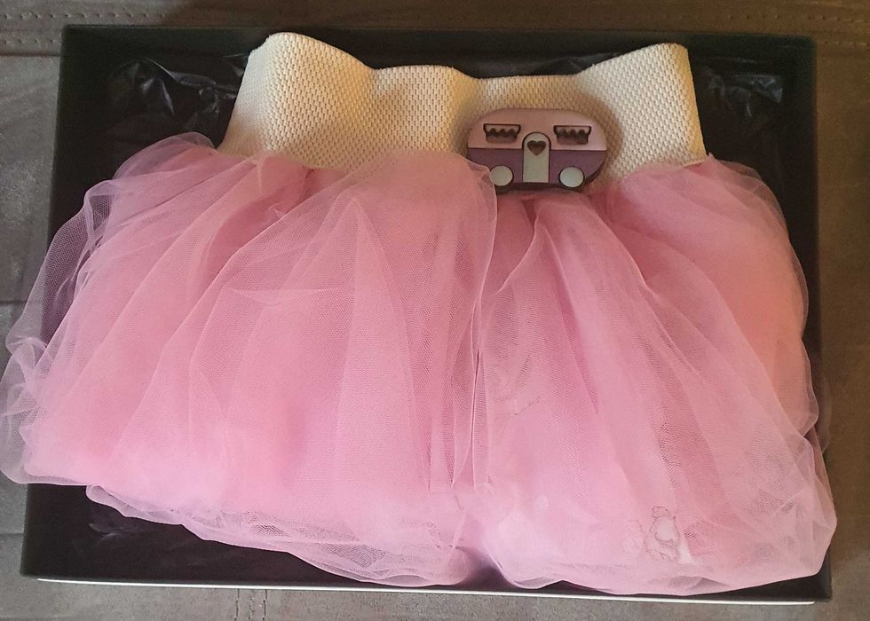 Детска ту-ту пола размер 98-104 см.