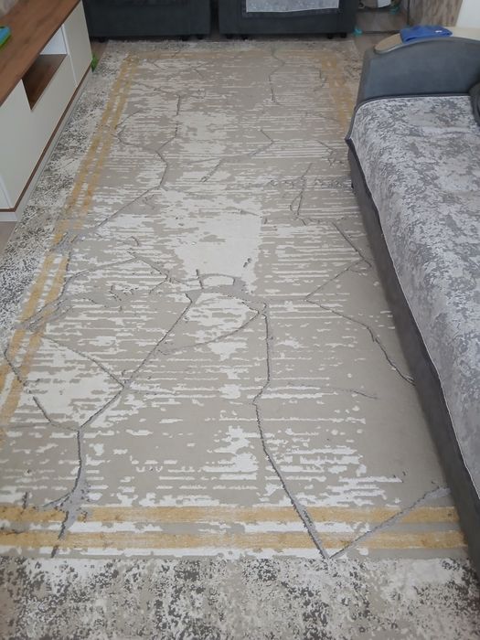 Продам ковёр в отличном состоянии