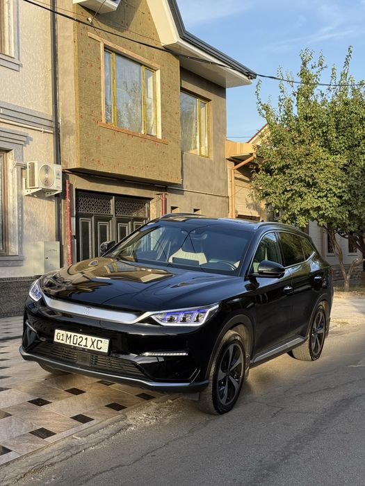 BYD song plus Flagship