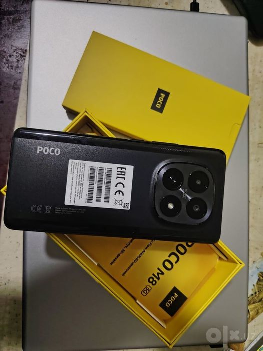 Poco M8 5G yangi