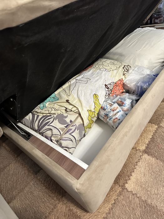 Продам диван тройка раздвижные все три