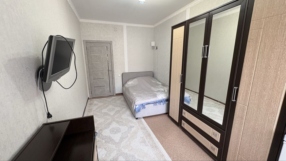 3-х комн кв 75 кв.м. Степной 1
