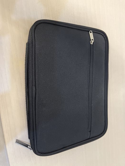 Продам перенсную сумку от SABER7