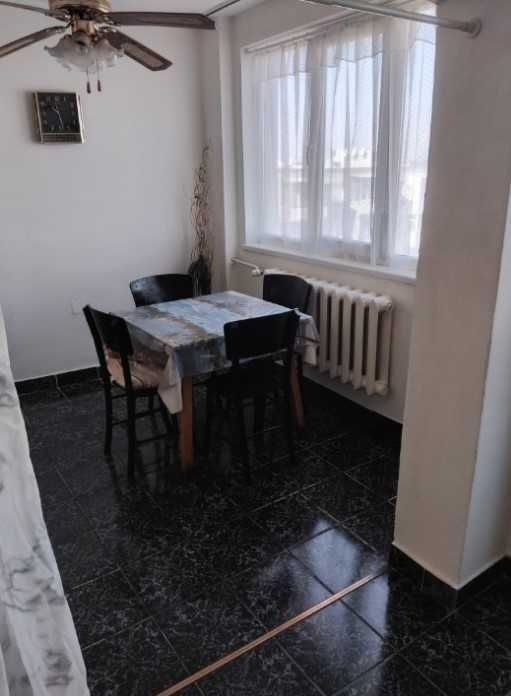 Дава се под наем Тристаен апартамент в София, Изток - 100 кв.м за 511 € - Снимка #1