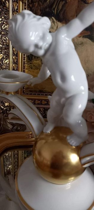 Рядък Арт Деко порцеланов свещник