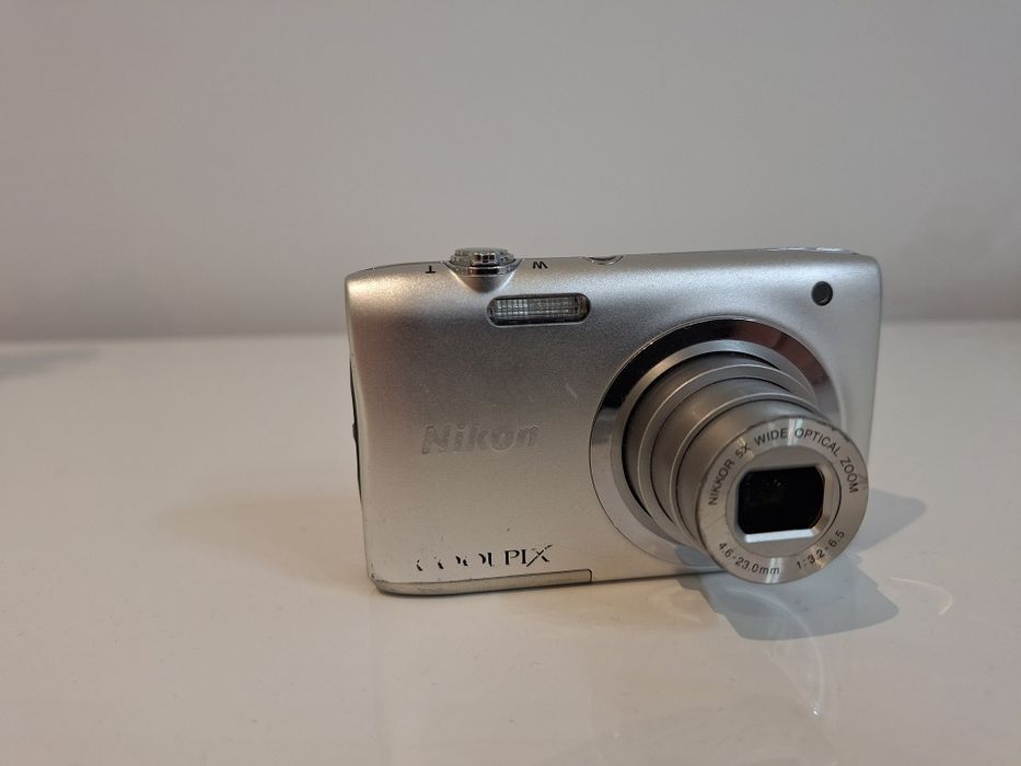 фотоапарат Nikon COOLPIX A100, 20.1 MP