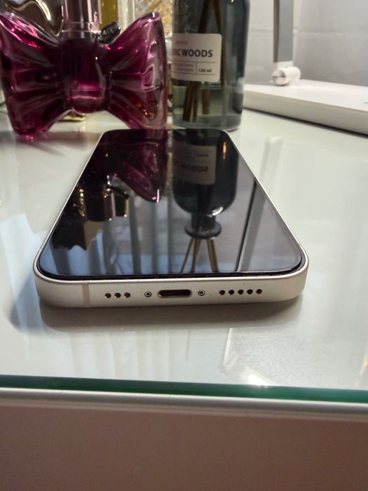 iPhone 13 в отлично състояние