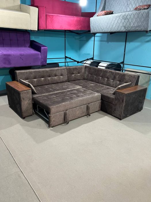 Уголок со спальным местом СКИДКА!