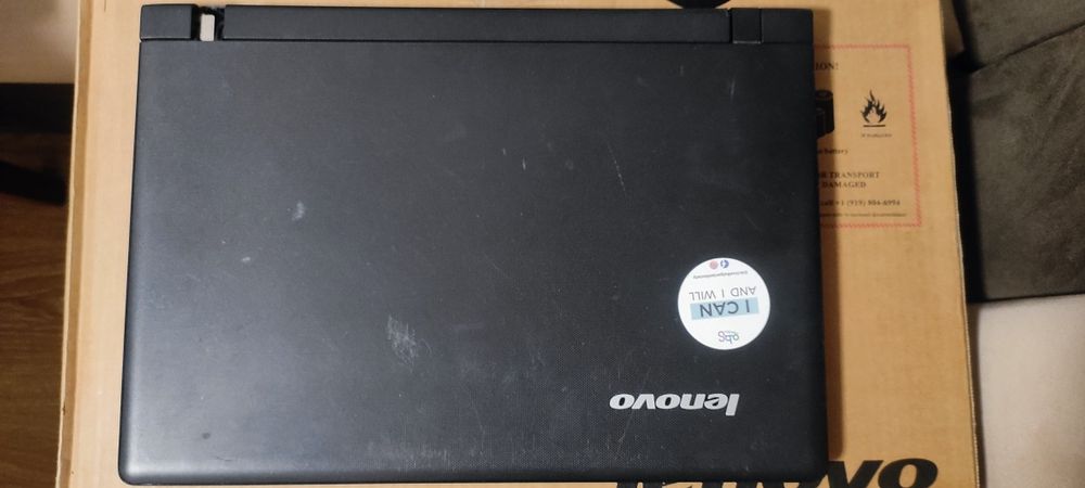 Лаптоп Lenovo 15" + зарядно