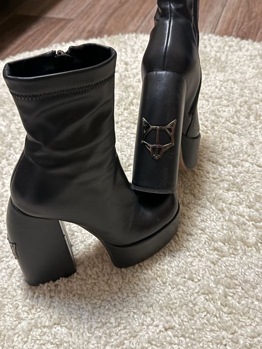 Срочно продам ботьльоны NakedWolf