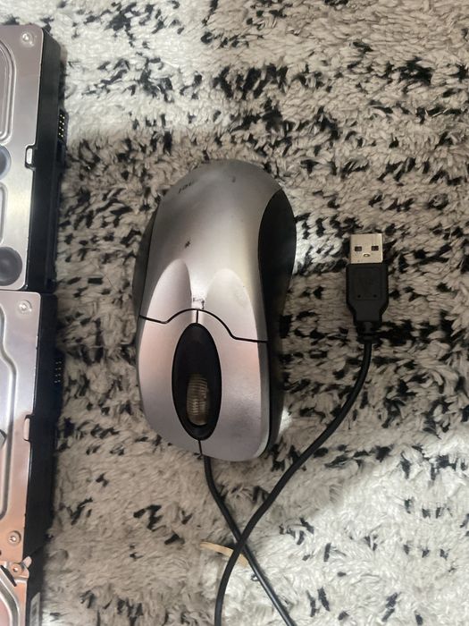 Tastaturi si mouse uri pentru pc diverse modele
