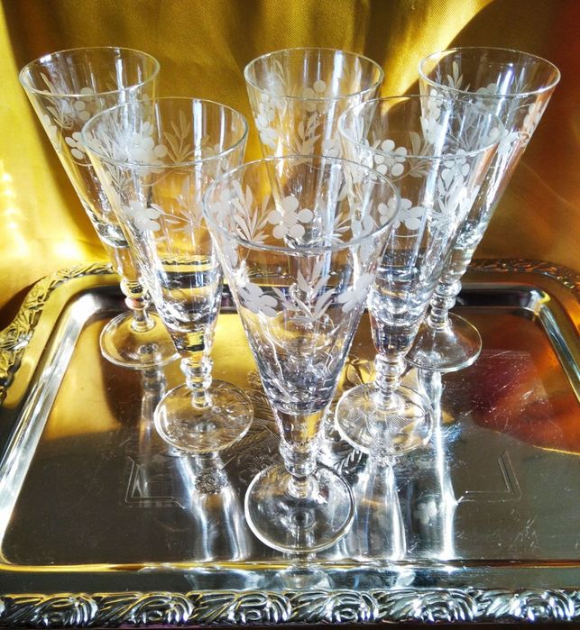 Фужеры, бокалы, рюмки  цветного стекла, винтажные