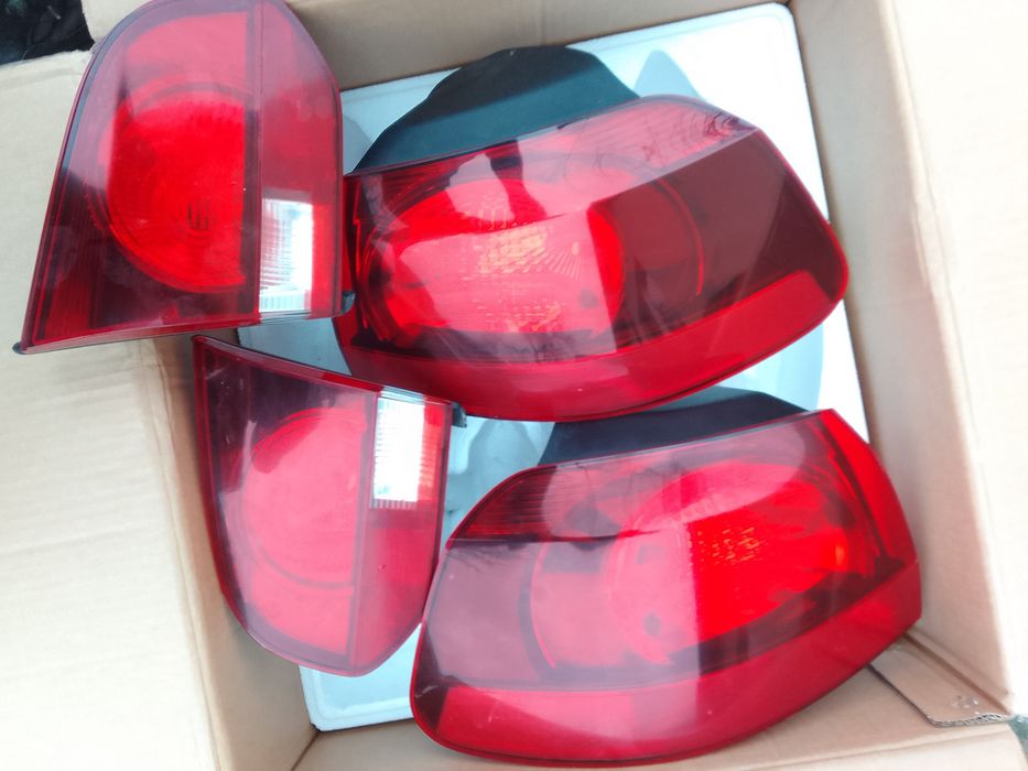 Стопове hella за  Vw Голф 6 с фабрично червени мигачи!