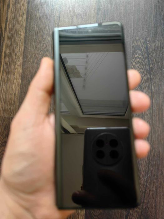 Samsung Galaxy Fold3 5G 512GB 12GB RAM