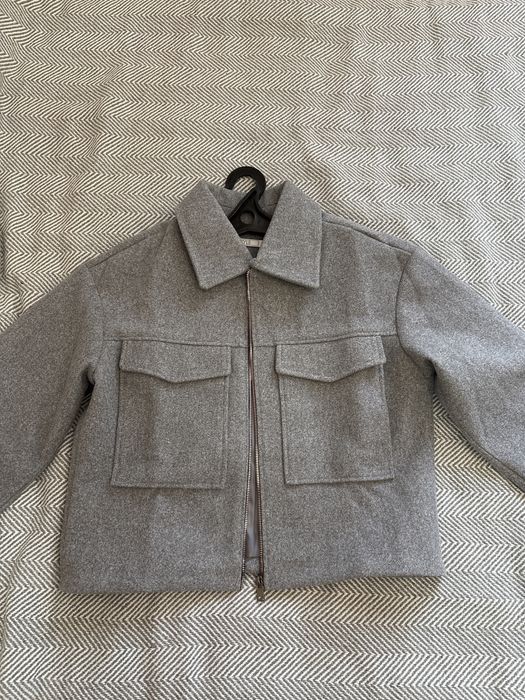 Продаю новый бомбер астана