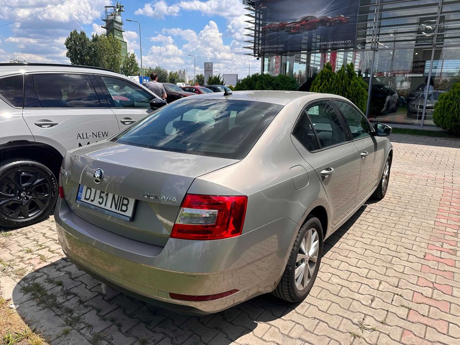 Autoturism Skoda Octavia