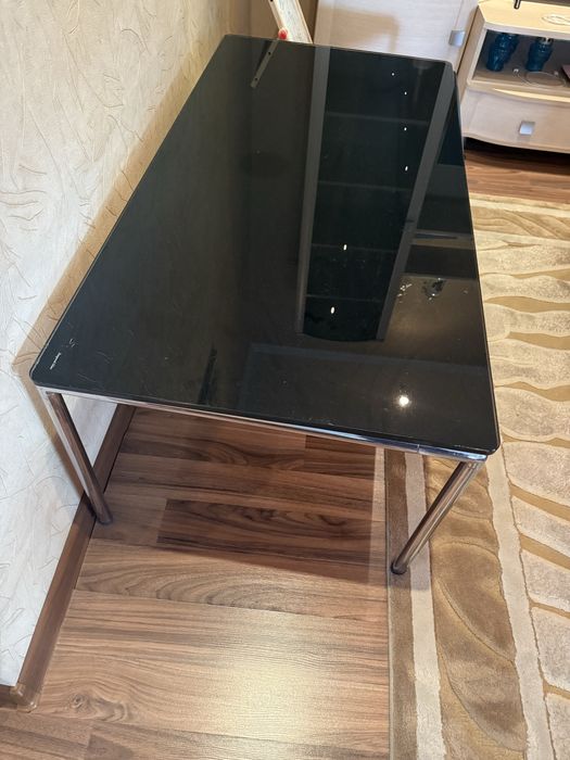 Столик журнальный