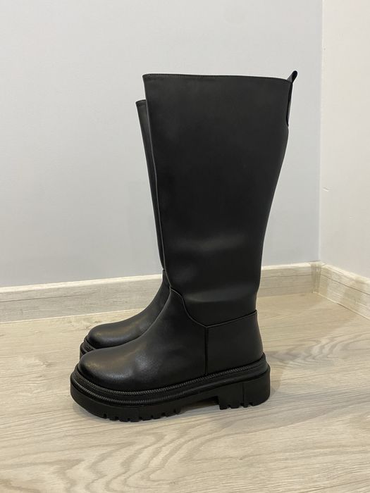 Кожени ботуши до коляното