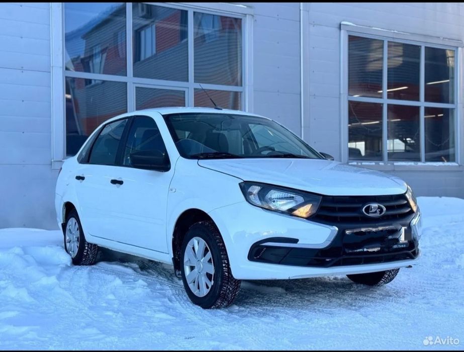 Гранта ФЛ 2021в отличном состоянии