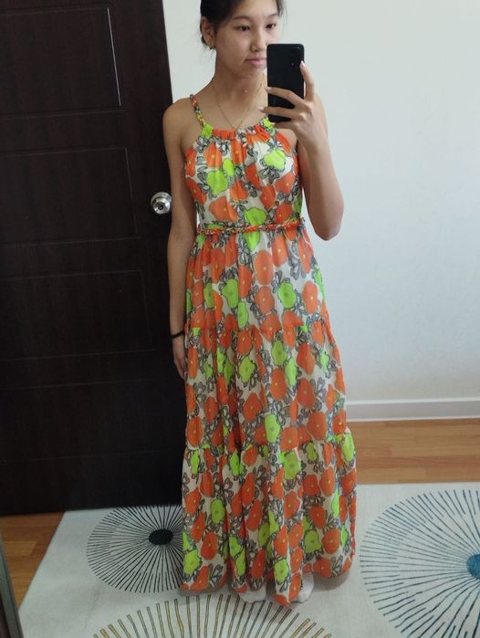 Платье очень красивое