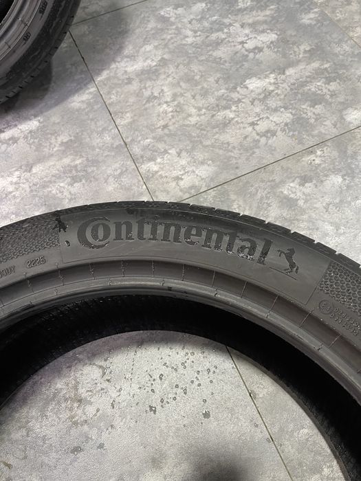 Continental 275/45R22