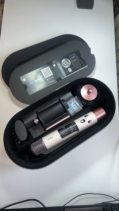 Dyson Airwrap i.d. оригинал, состояние идеал, с коробкой.