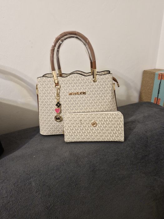 Set elegant pentru doamne