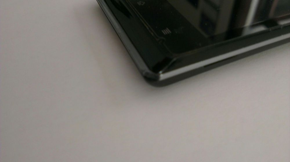 Телефон Sony J мобилен