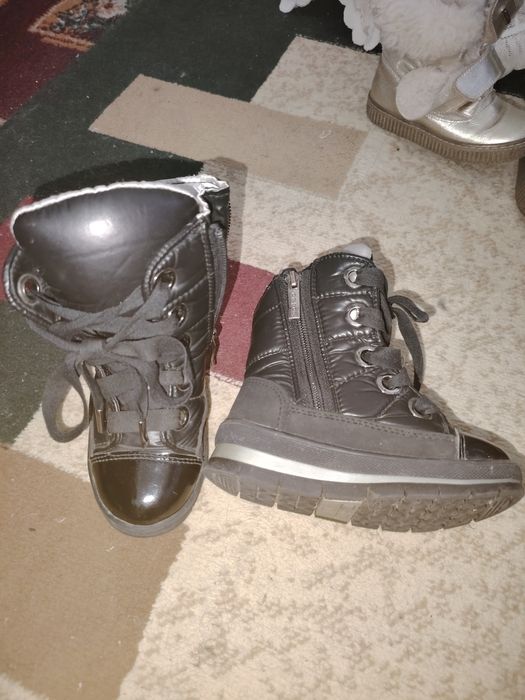 Продаётся детская зимняя одувь