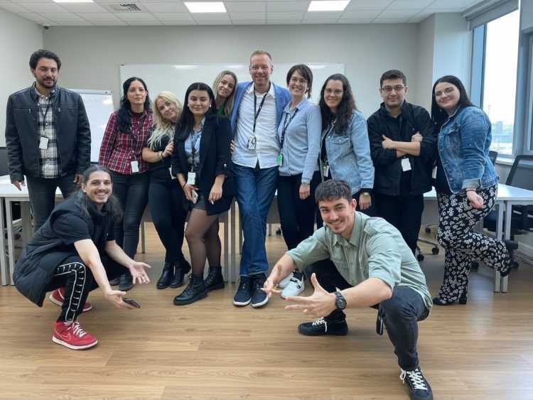 Germană Call Center | Coaching 1:1 | Crește KPI & Bonus