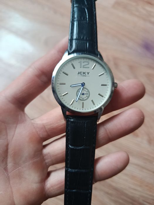 Продам часы мужские