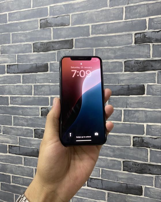 Iphone x ideal srochna sotiladi!