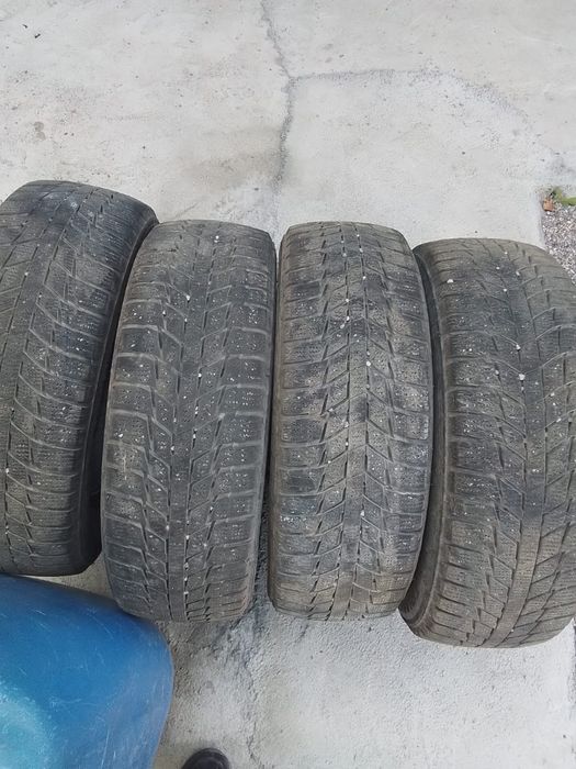 Продам зимние шины бу