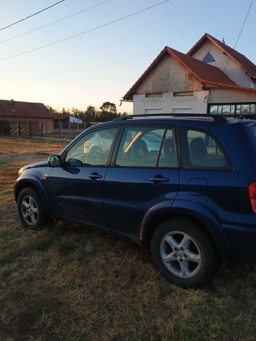 Toyota RAV4.Se vinde întreaga!