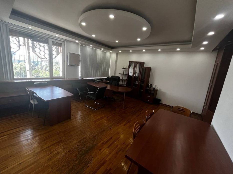 Аренда под офис 2 минут от метро Айбек! 2 комната С Мебелью! 850$