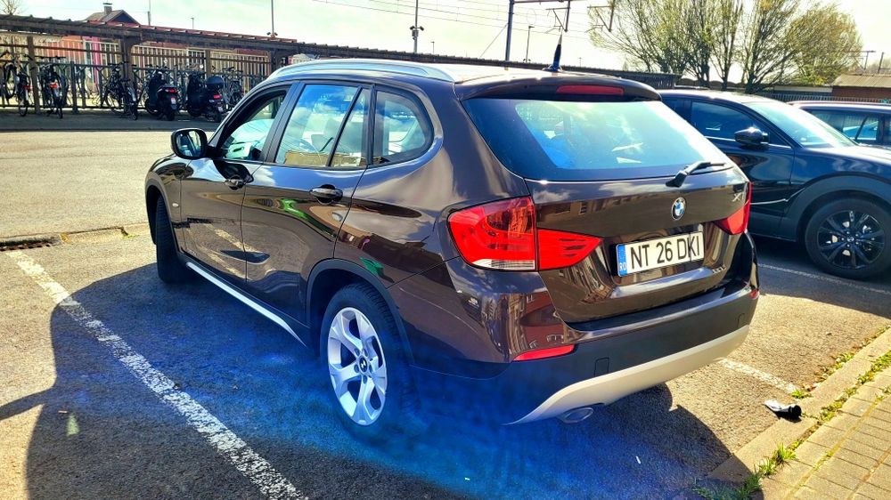 BMW X1 2011 — imagine 4