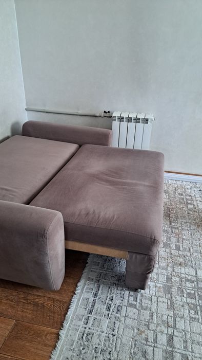 Диван в хорошем состоянии