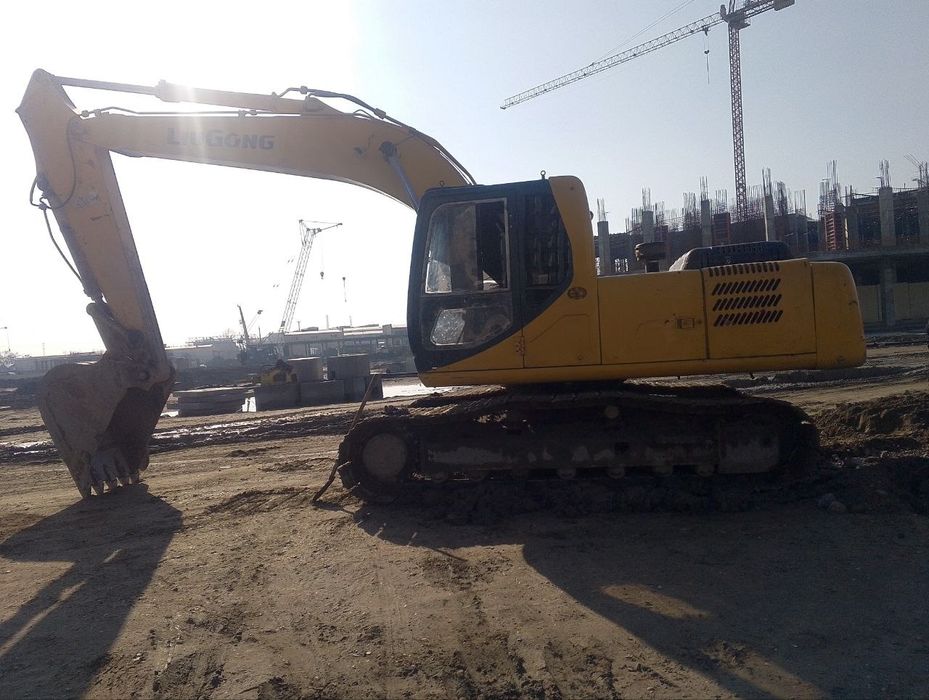 Эксковатор хизмати