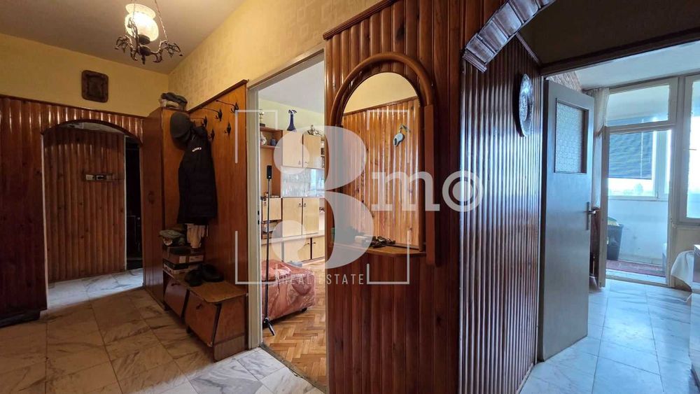 „3mo“ недвижими имоти продава тристаен апартамент в кв. Банишора
