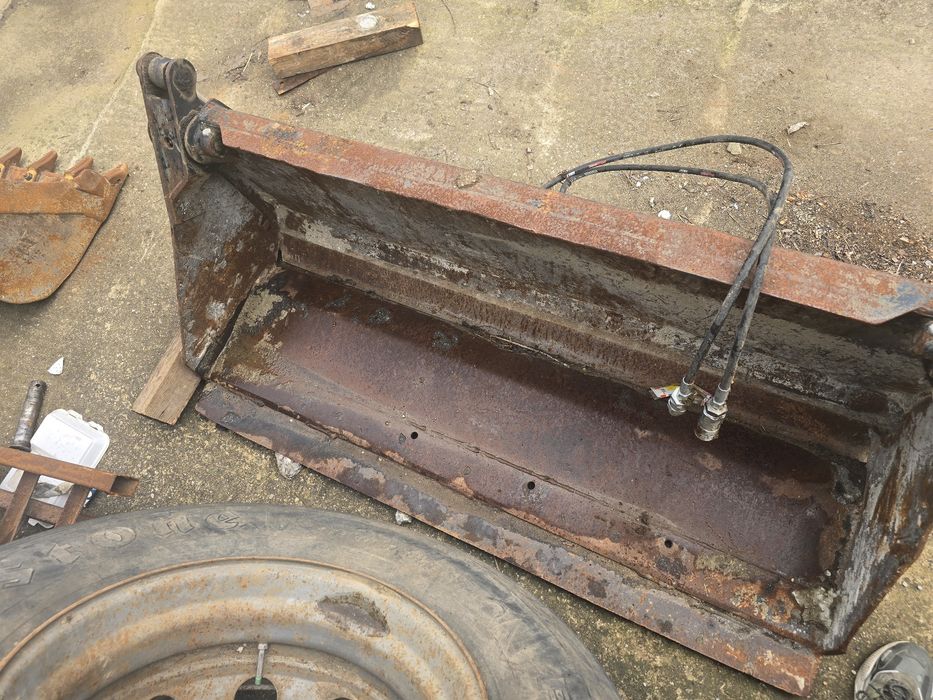 Кофа 3в1 за мини челен товарач (бобкат)