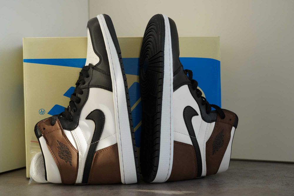 Adidași Jordan 1 MOCHA Noi-Toate Mărimile Disponibile (36-45) Cu Cutie