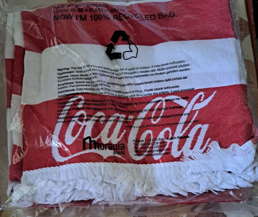 Продавам плажна рогозка на Кока-Кола