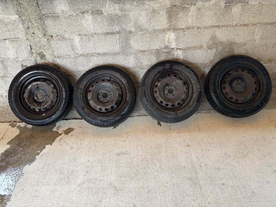 Зимни гуми с джанти 185/65/R15