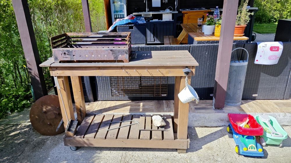 Grătar grădină 580 x 300 mm cu masa lucru